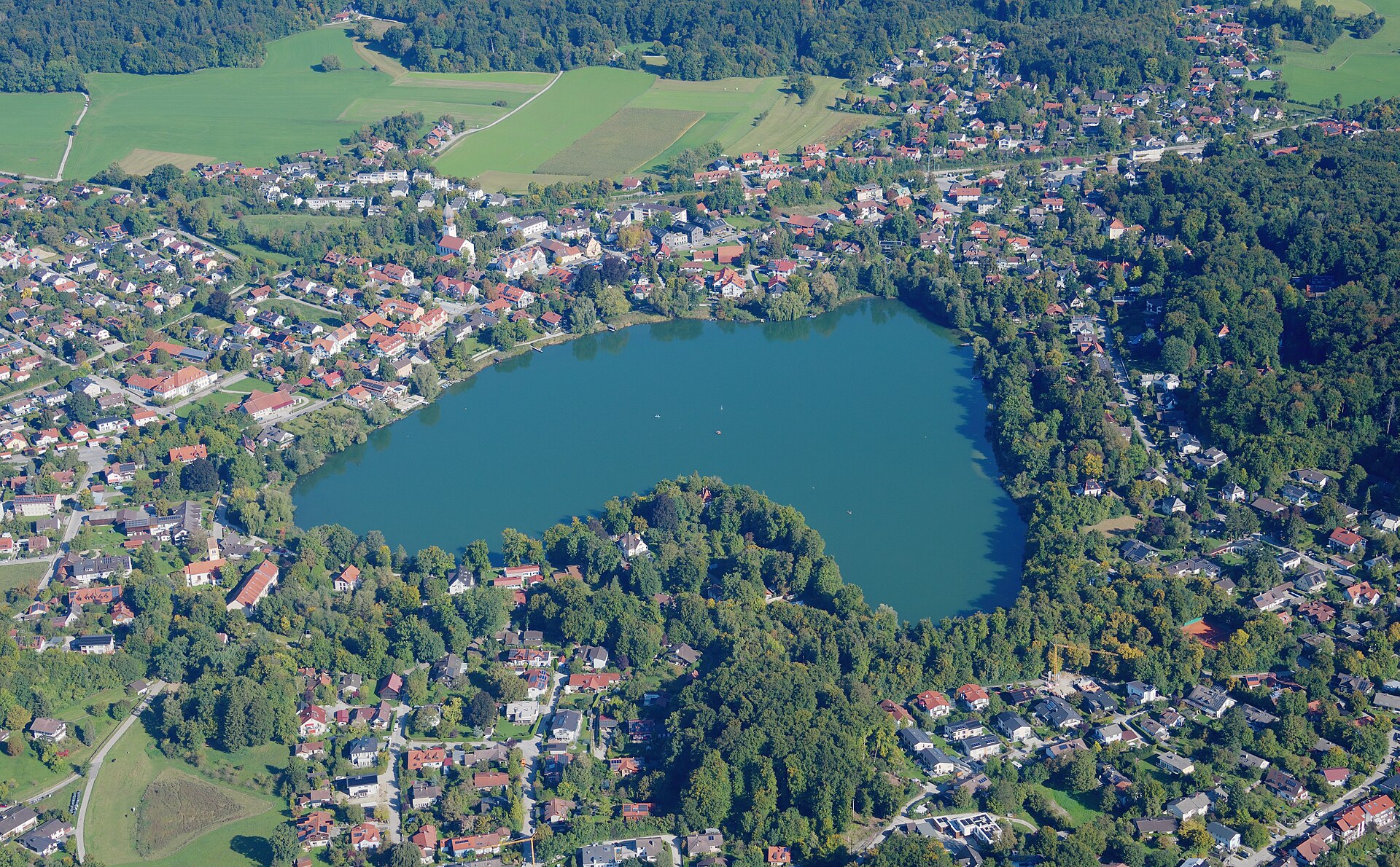 Luftaufnahme des Weßlinger Sees von Süden